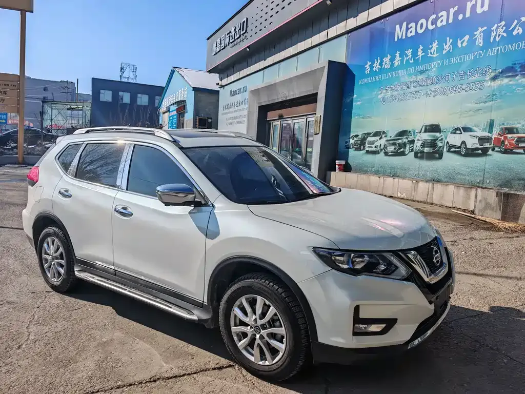 Nissan X-Trail — фото 9