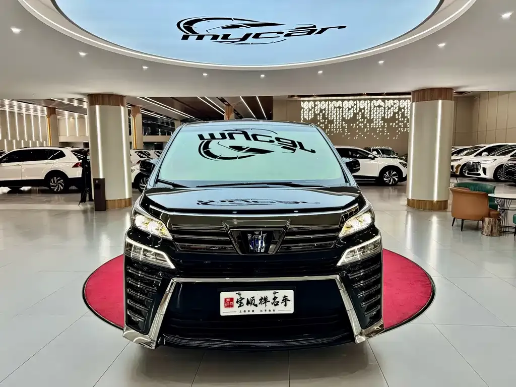 Toyota Vellfire — фото 6