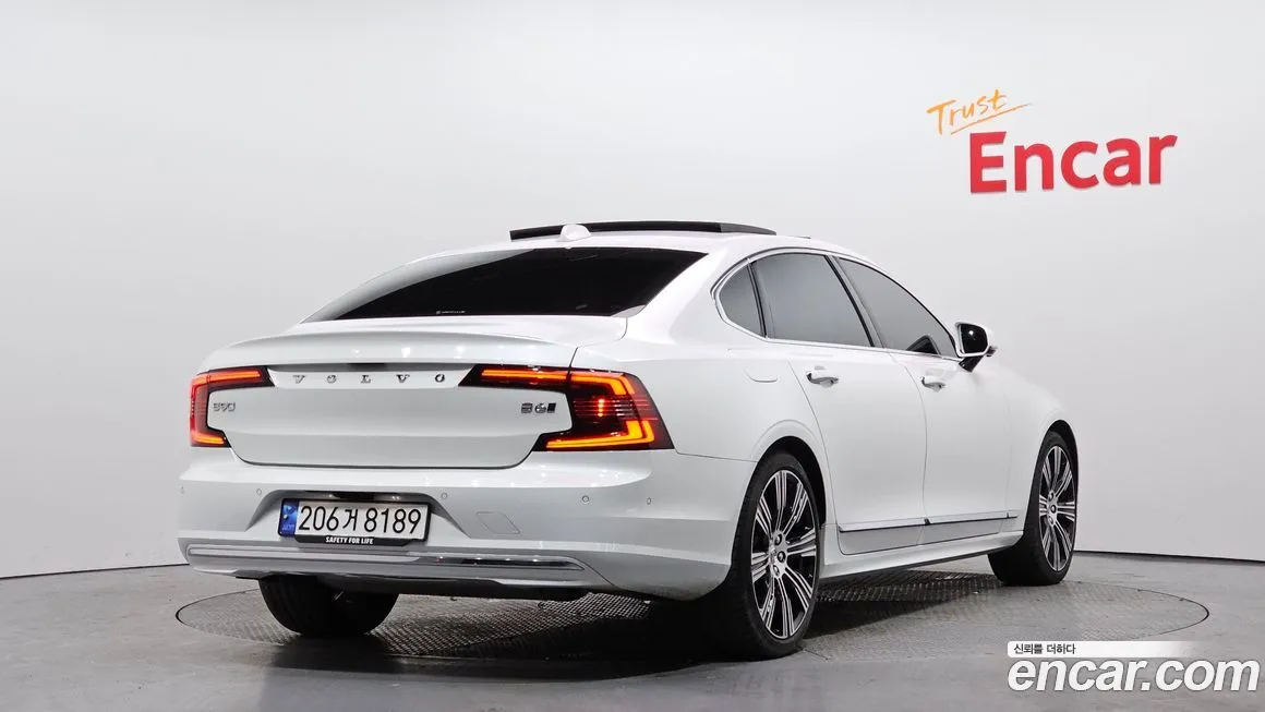 Volvo S90 — фото 4