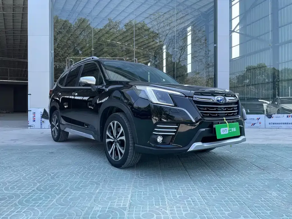 Subaru Forester — фото 5
