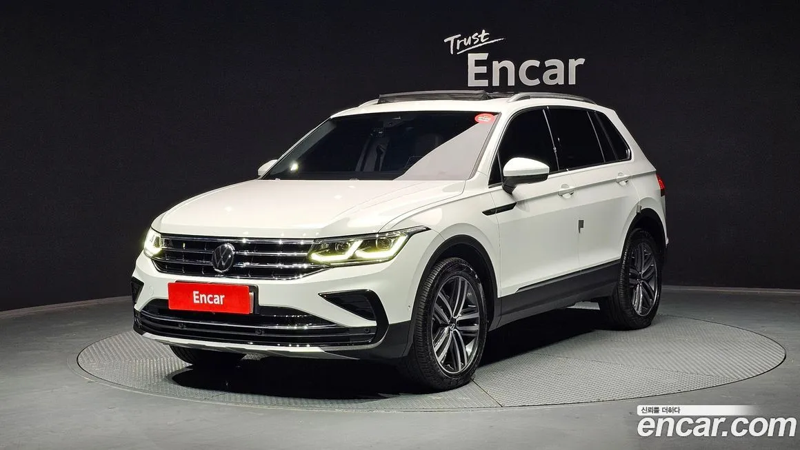 Volkswagen Tiguan — фото 1