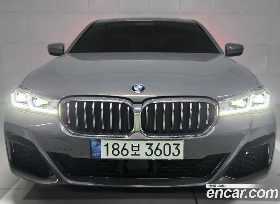 BMW 5-Series — фото 5