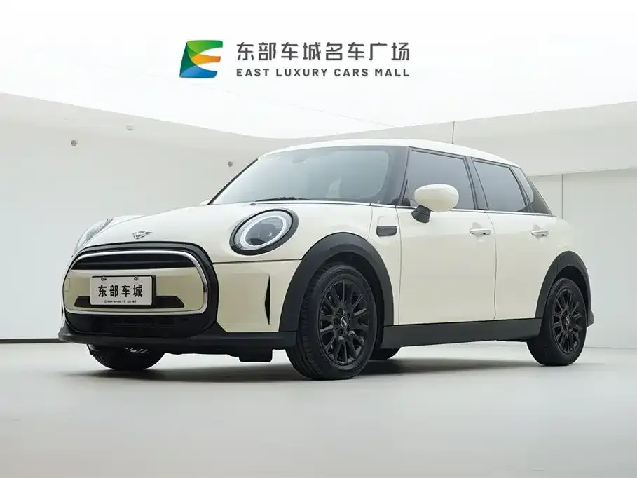 MINI Cooper (3-door) — фото 1