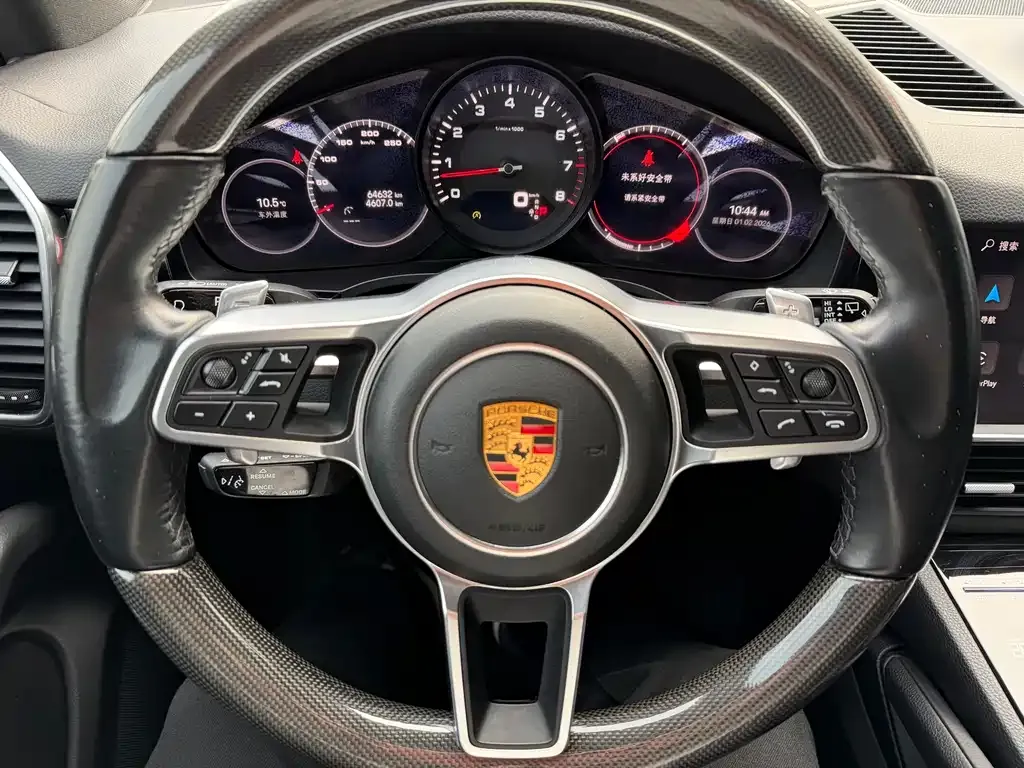 Porsche Cayenne — фото 10