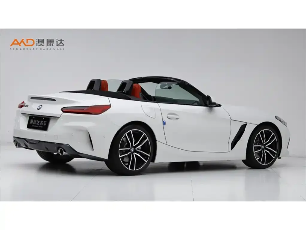 BMW Z4 — фото 9