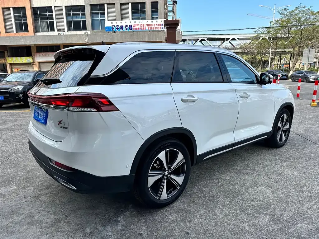 Changan X7 PLUS — фото 5