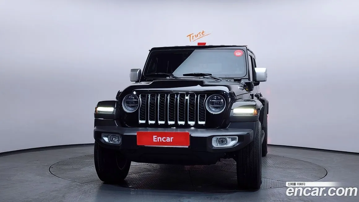 Jeep Wrangler — фото 7