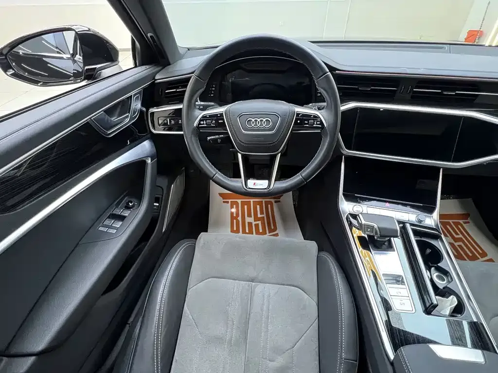 Audi A6L — фото 6
