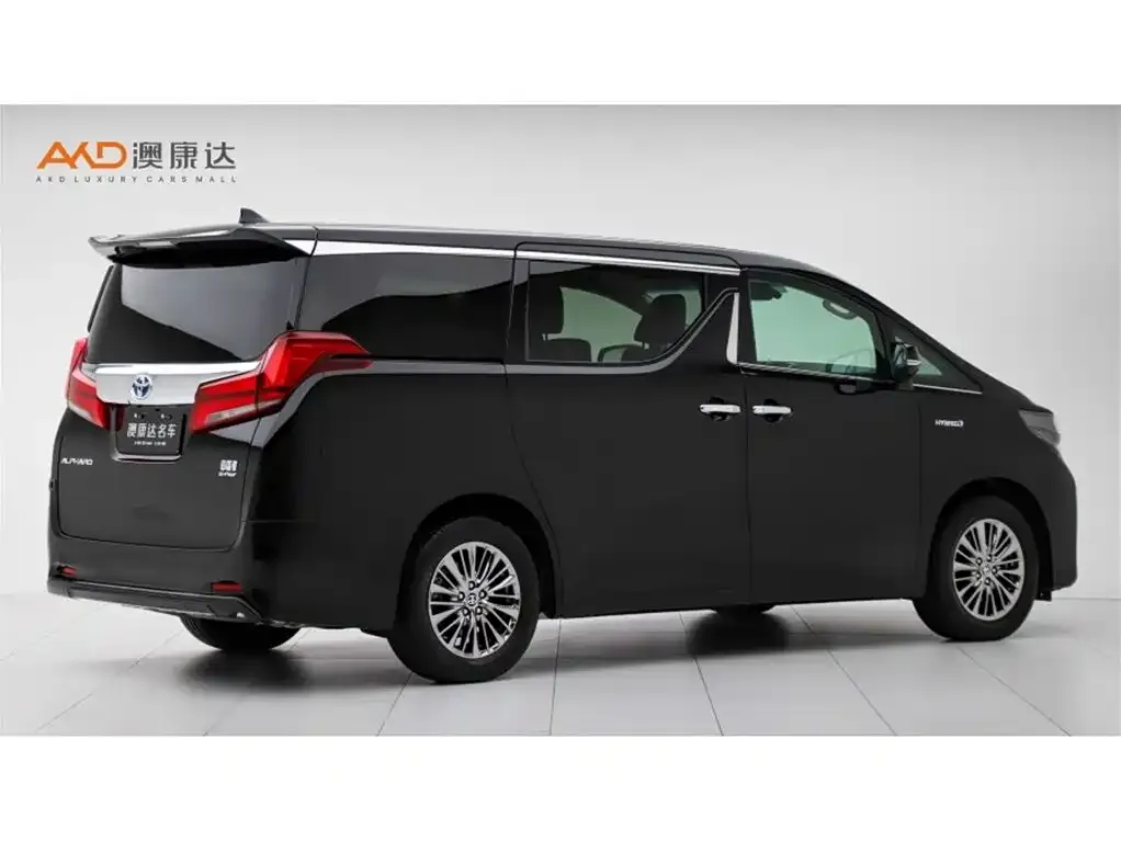 Toyota Alphard — фото 10