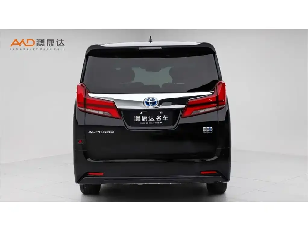 Toyota Alphard — фото 8