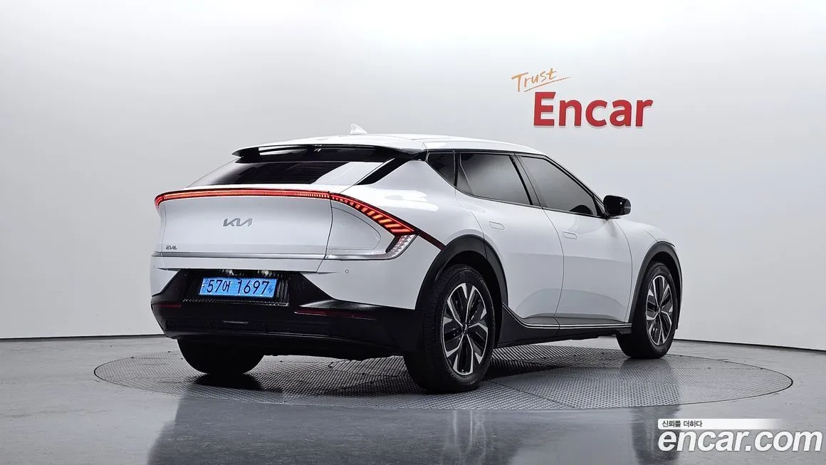 Kia EV6 — фото 5