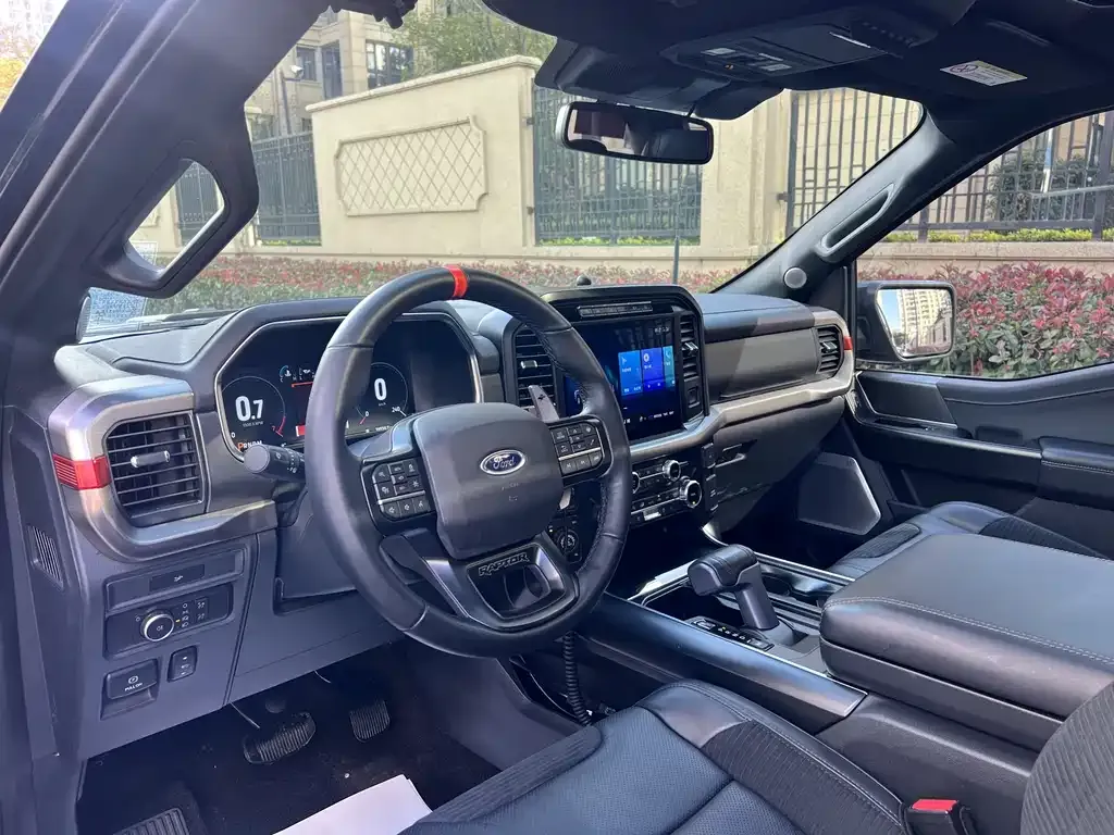 Ford F-150 Raptor — фото 10