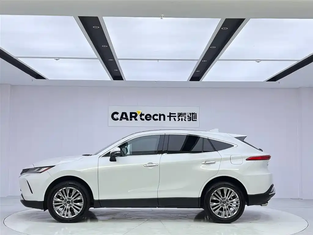 Toyota Harrier — фото 10