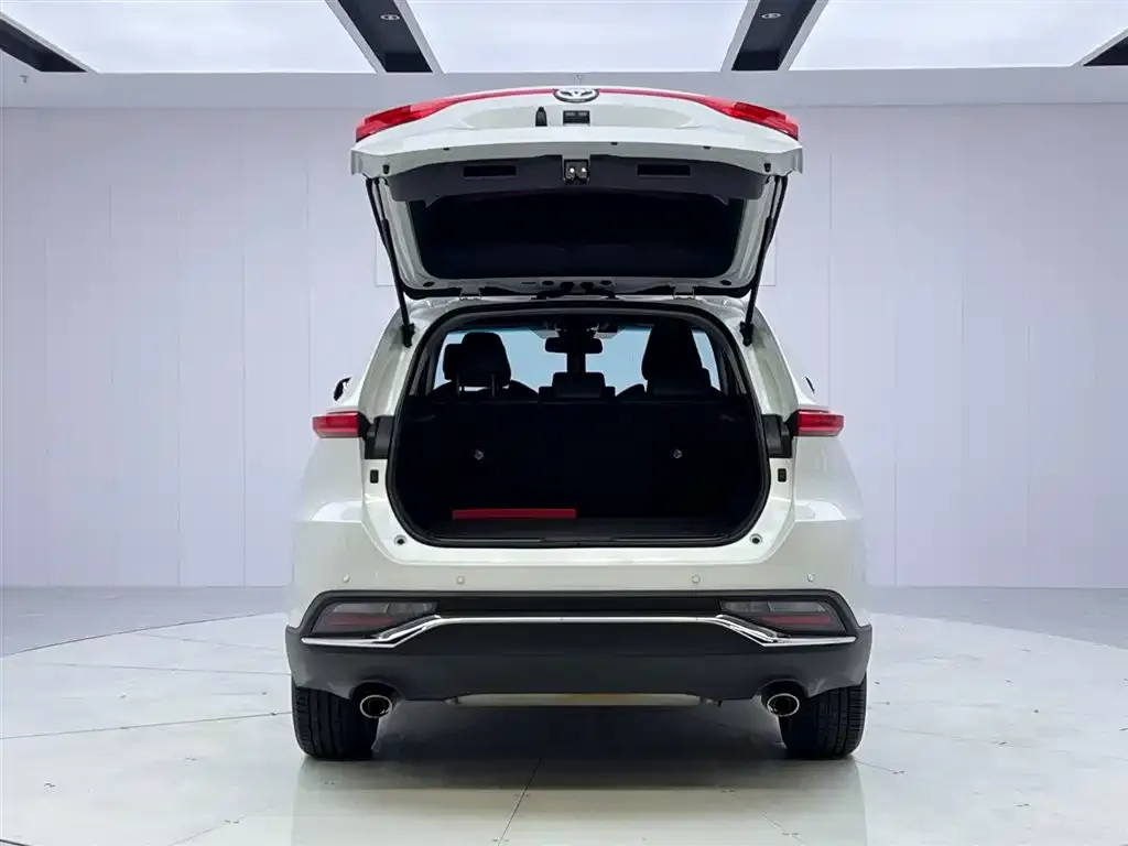 Toyota Harrier — фото 7