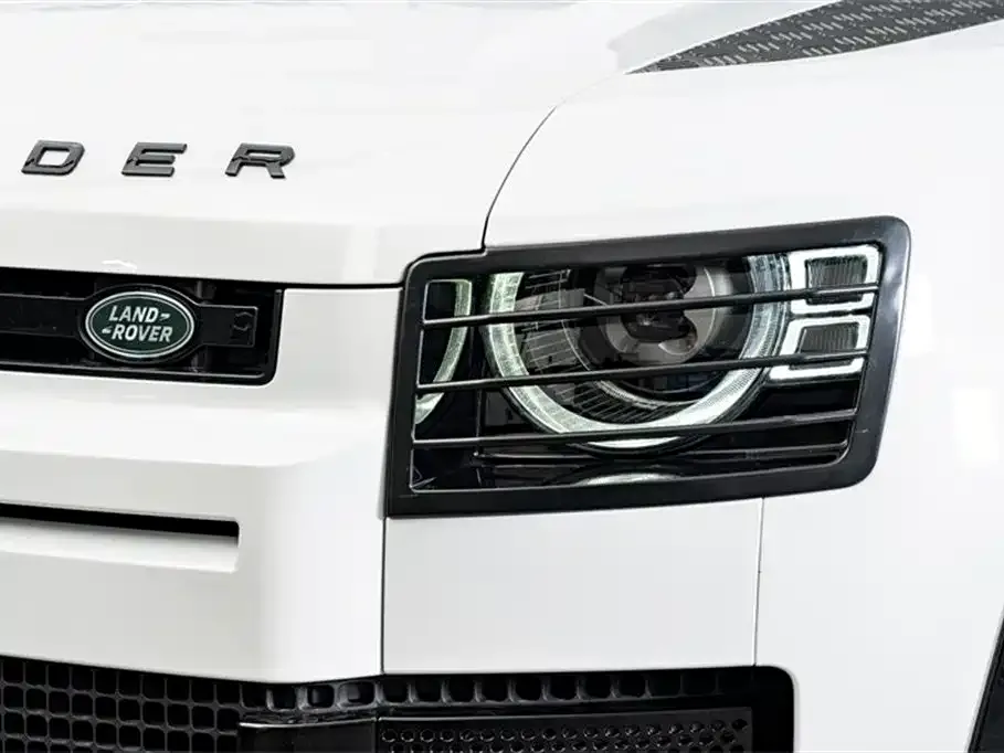 Land Rover Defender — фото 2