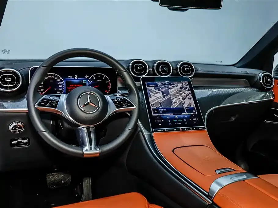 Mercedes-Benz GLC — фото 2