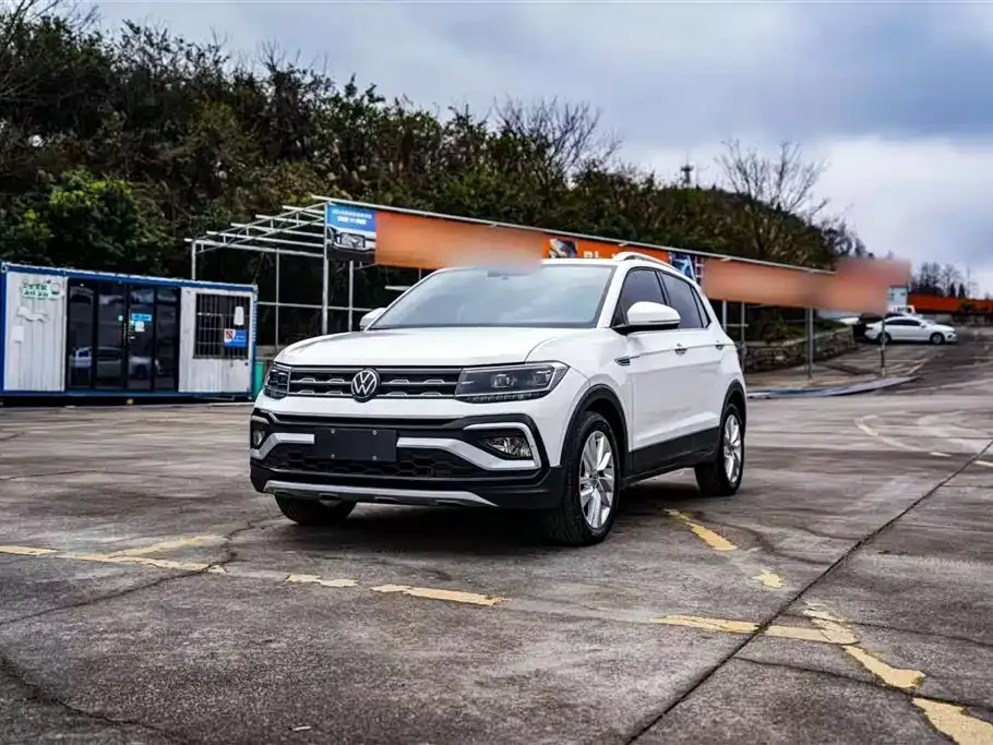 Volkswagen T-Cross — фото 1