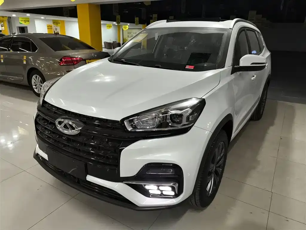 Chery Tiggo 8 — фото 10