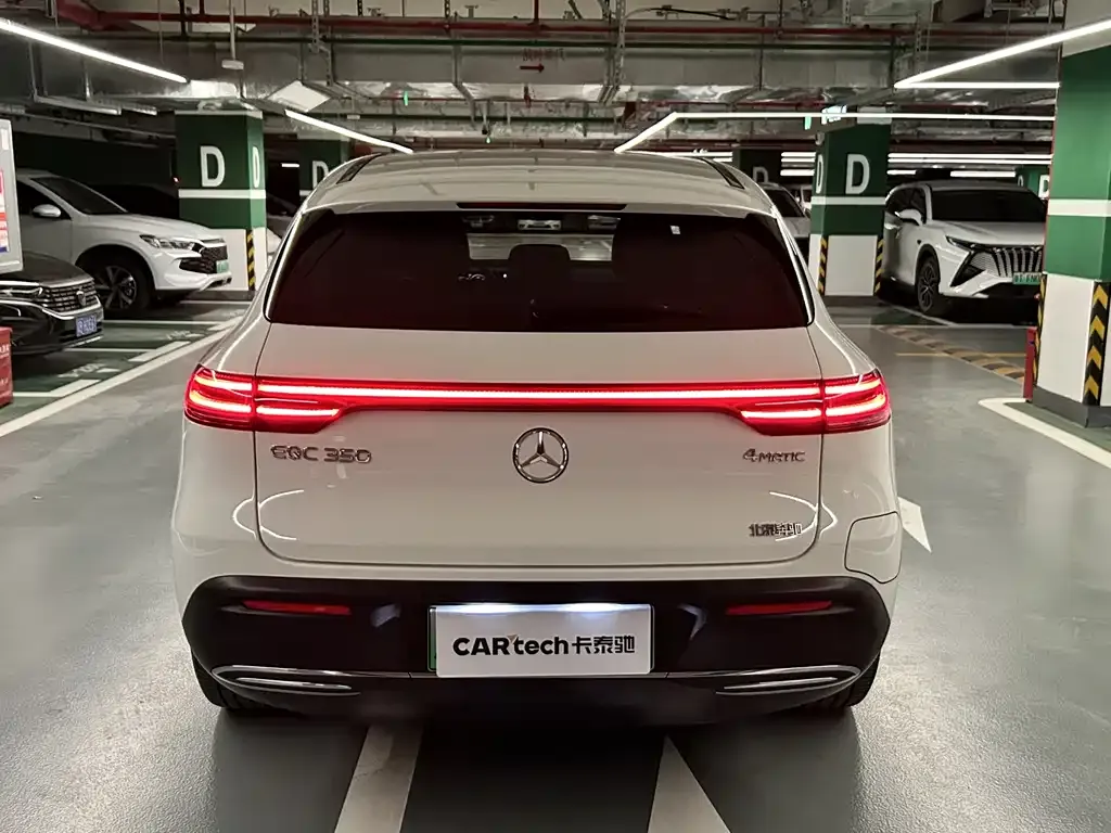 Mercedes-Benz EQC — фото 4