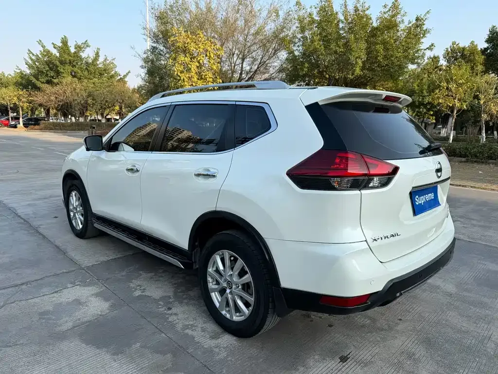 Nissan X-Trail — фото 4