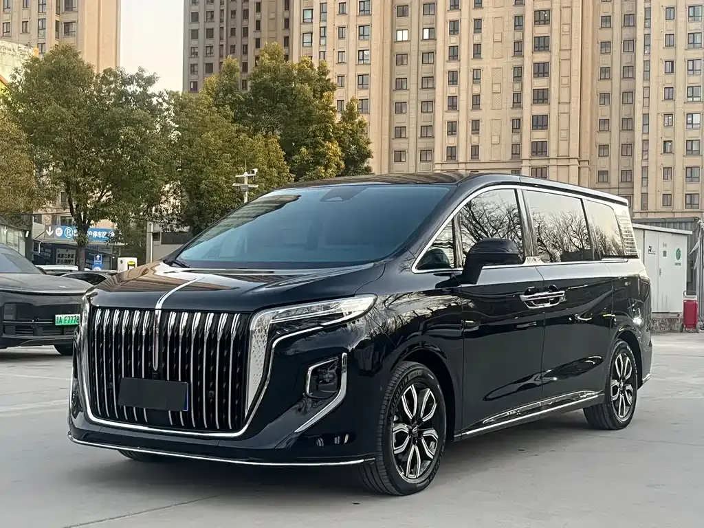 Hongqi HQ9 — фото 1