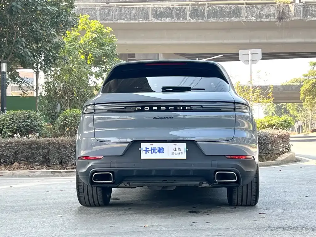 Porsche Cayenne — фото 7