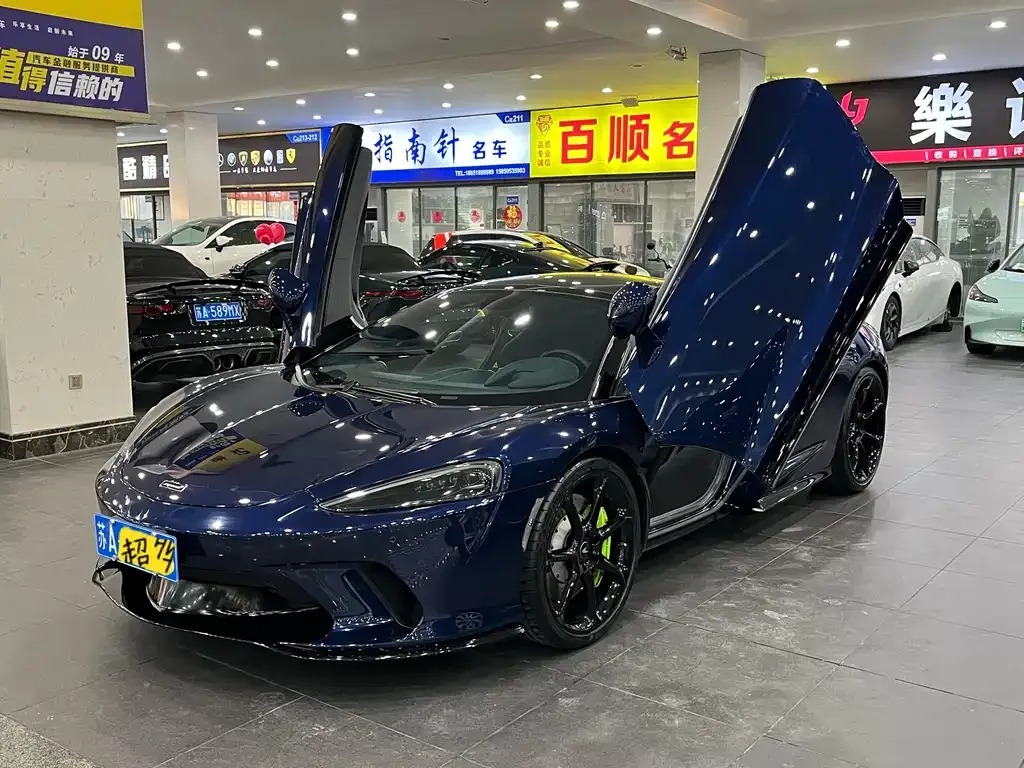McLaren GT — фото 1