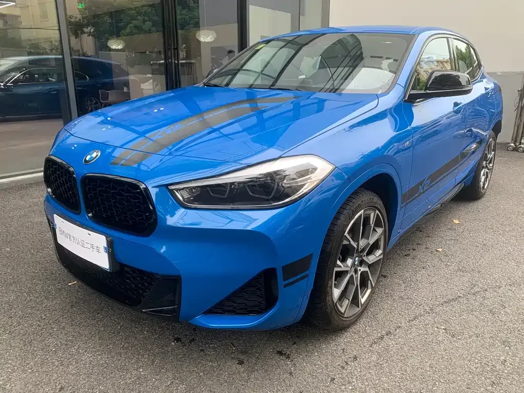 BMW X2 — фото 1