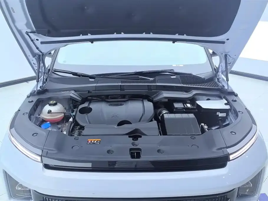 Geely Icon — фото 8
