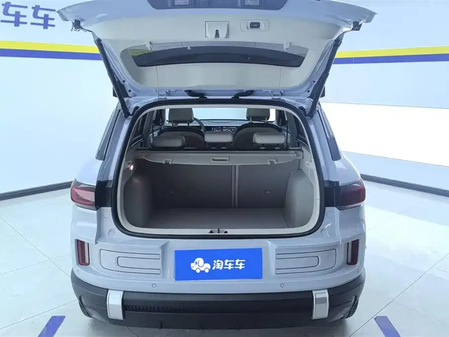 Geely Icon — фото 6