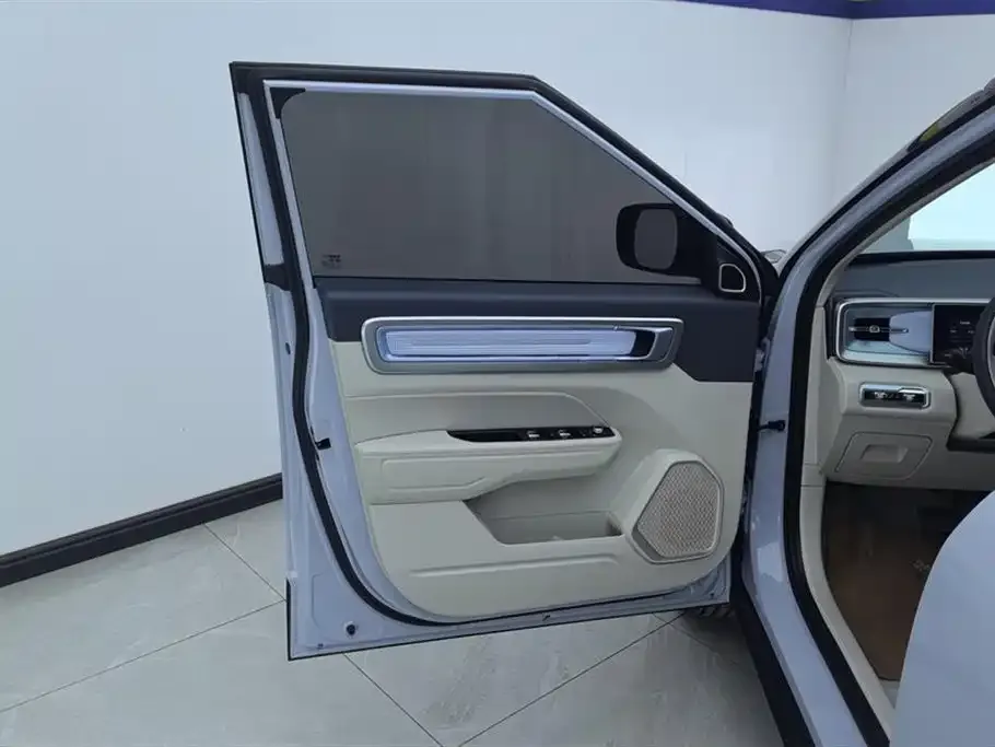 Geely Icon — фото 4