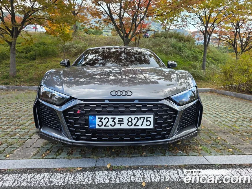 Audi R8 — фото 8