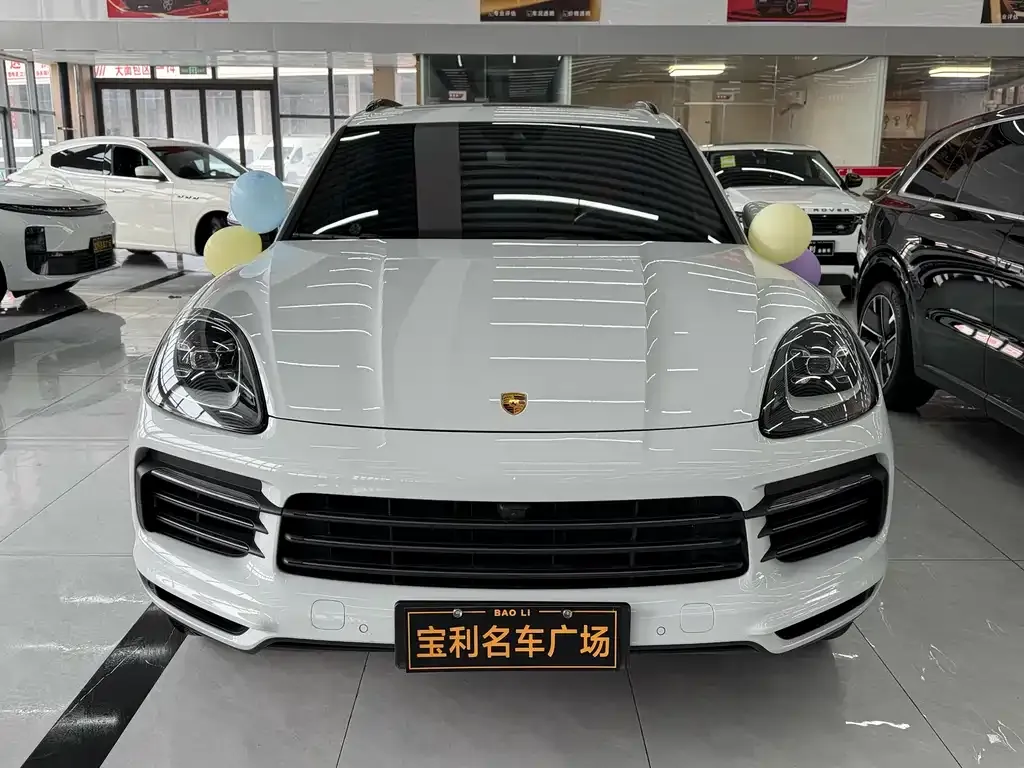 Porsche Cayenne Hybrid — фото 1
