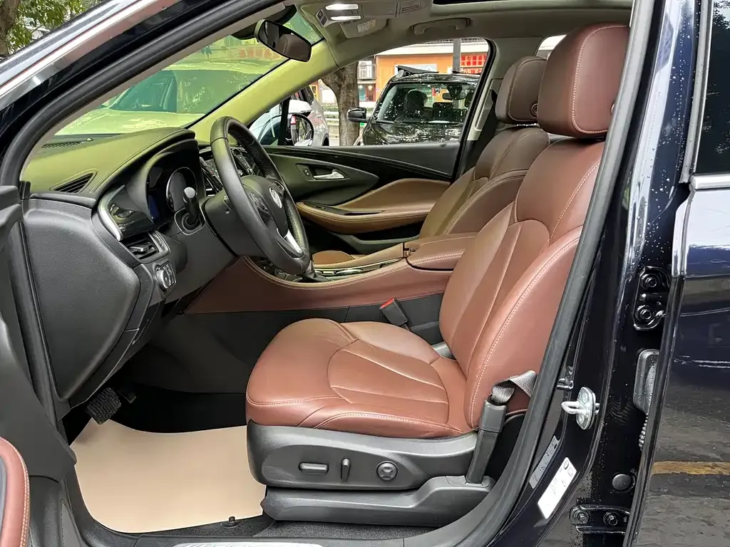 Buick Envision Plus — фото 2