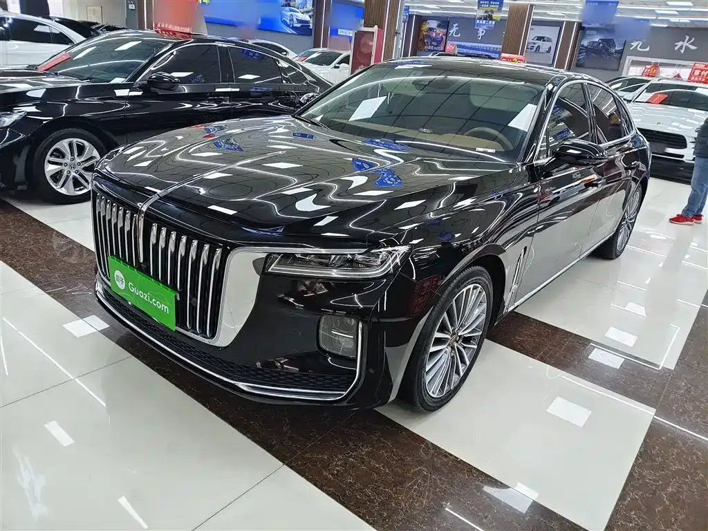 Hongqi H9 — фото 1