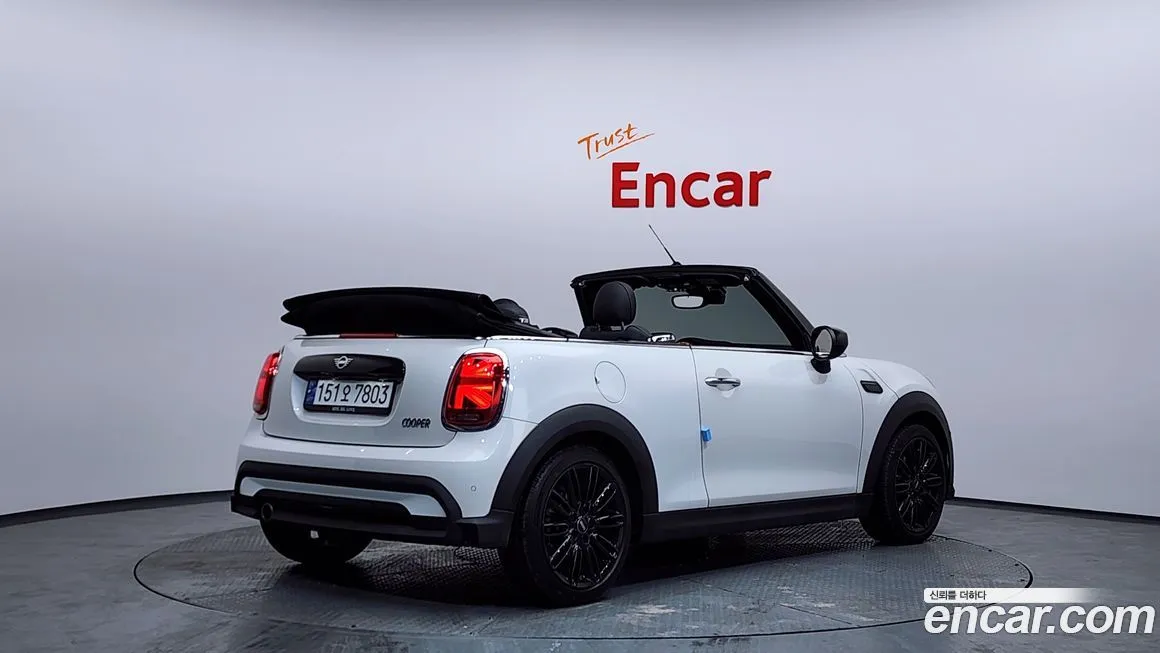 Mini Cooper Convertible — фото 4