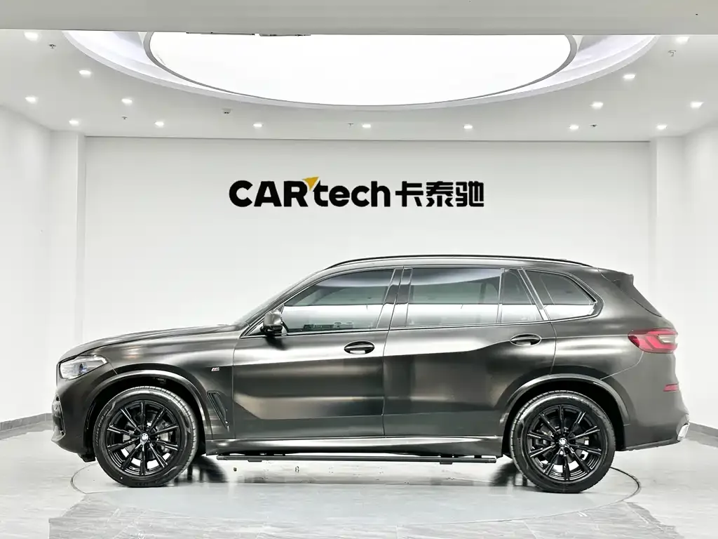 BMW X5 — фото 10