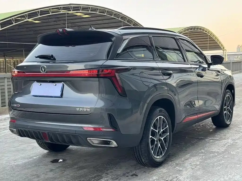 Changan CS75PLUS — фото 9