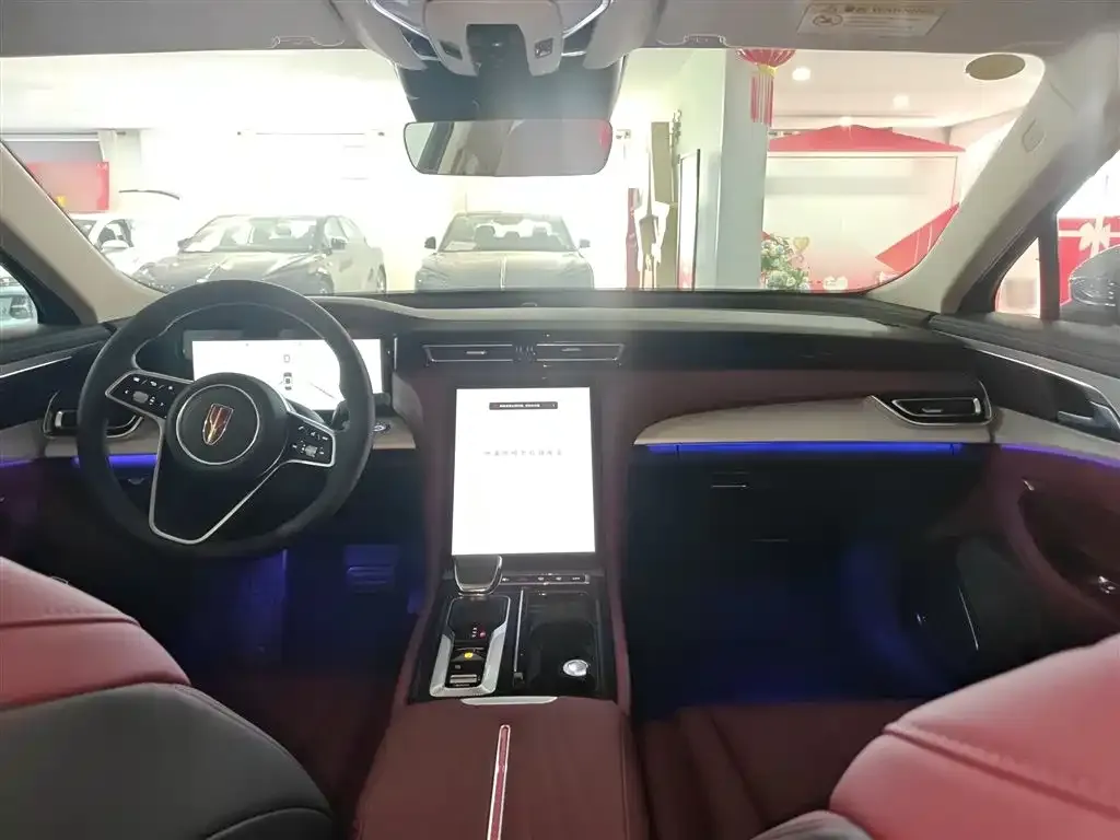 Hongqi H5 PHEV — фото 10