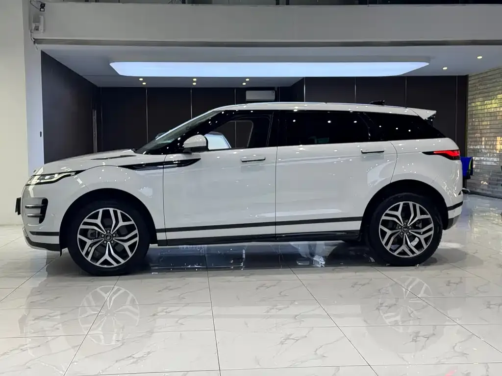 Land Rover Evoque — фото 9