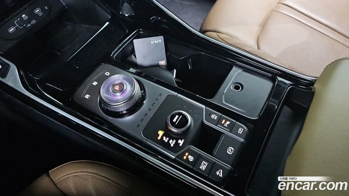 Kia Sorento — фото 10