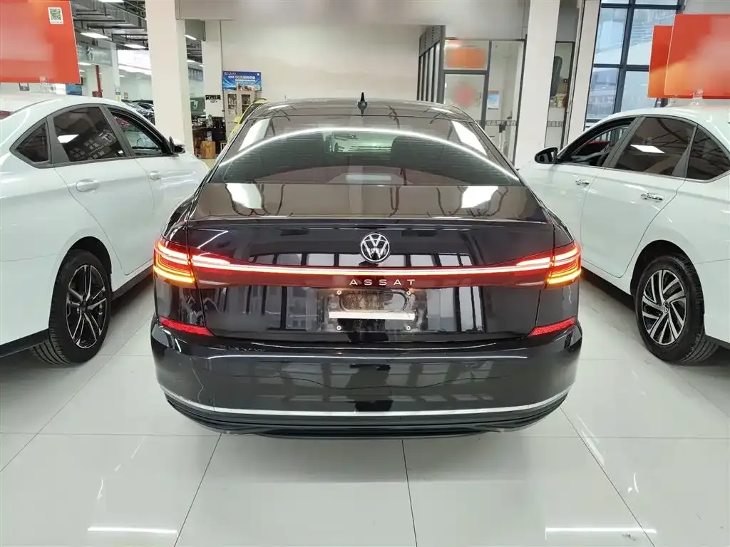 Volkswagen Passat — фото 3