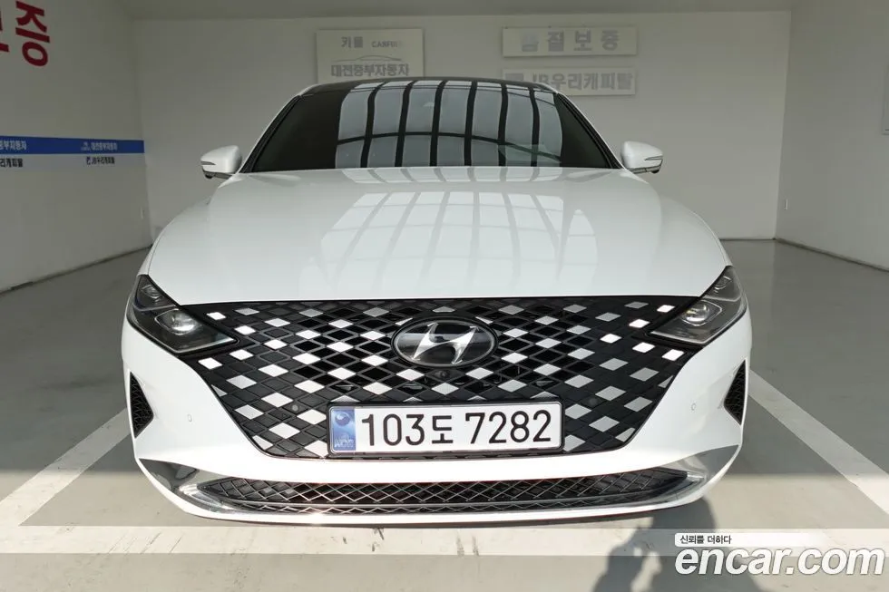 Hyundai Grandeur — фото 1