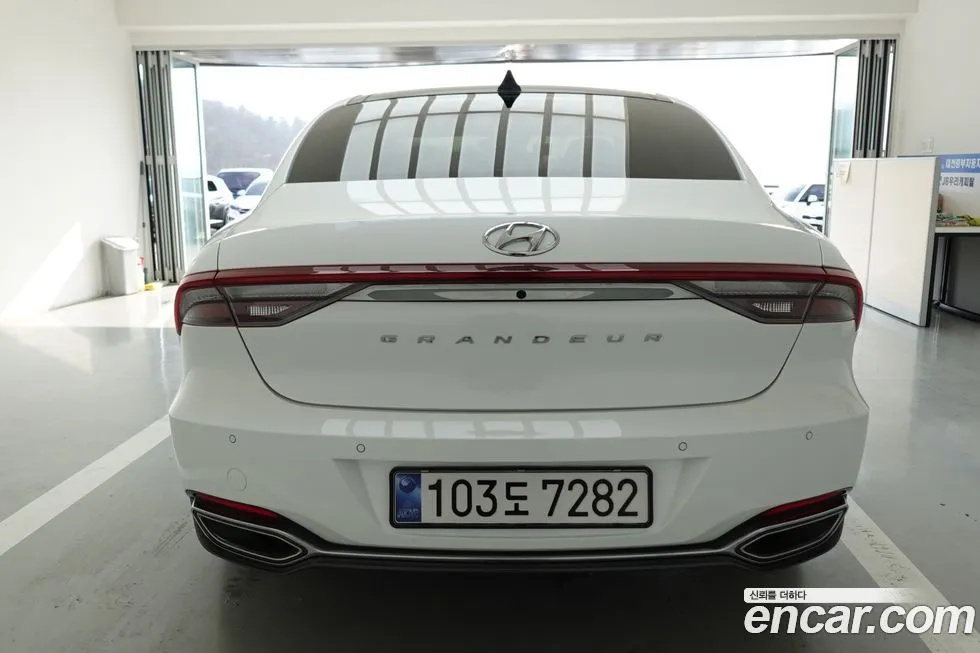 Hyundai Grandeur — фото 10