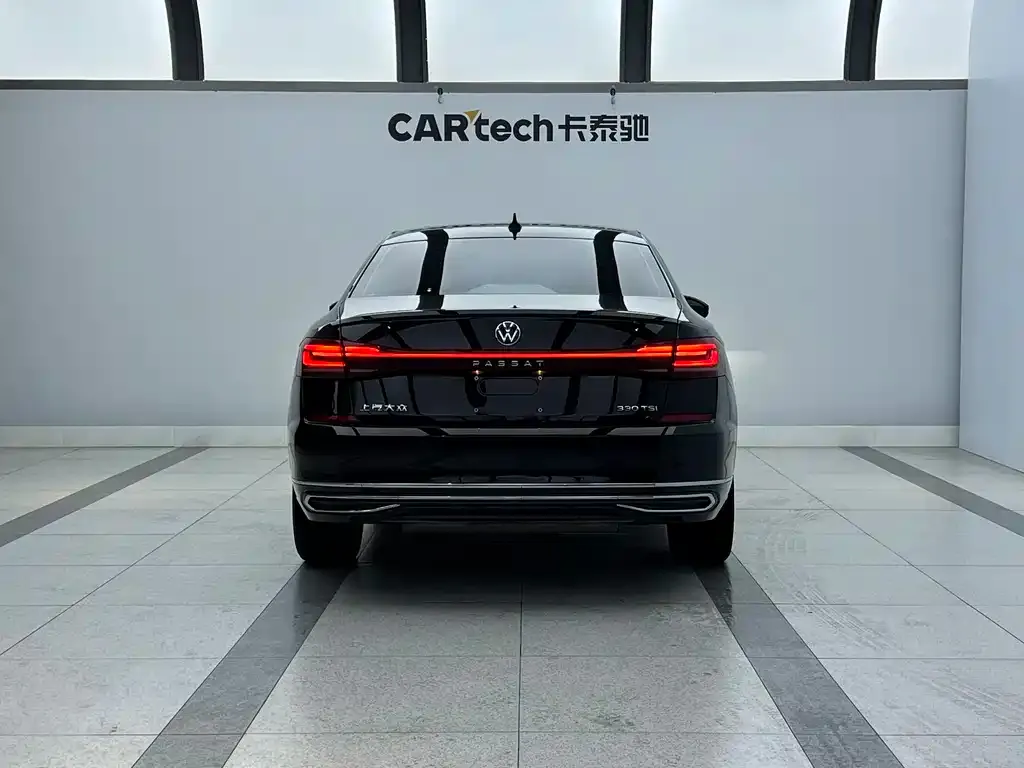 Volkswagen Passat — фото 4