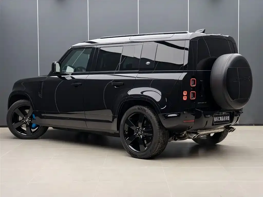 Land Rover Defender — фото 3