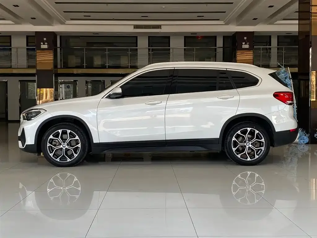 BMW X1 — фото 2