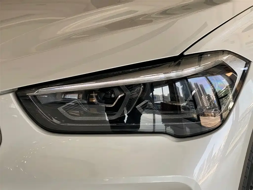 BMW X1 — фото 4