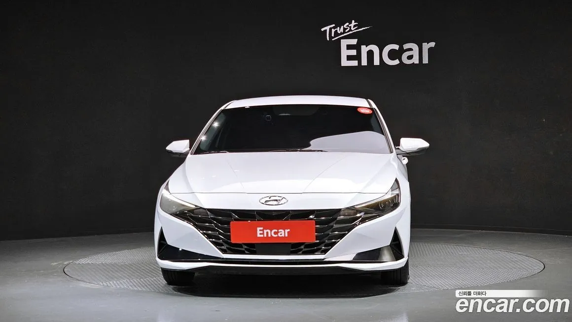 Hyundai AVANTE — фото 3