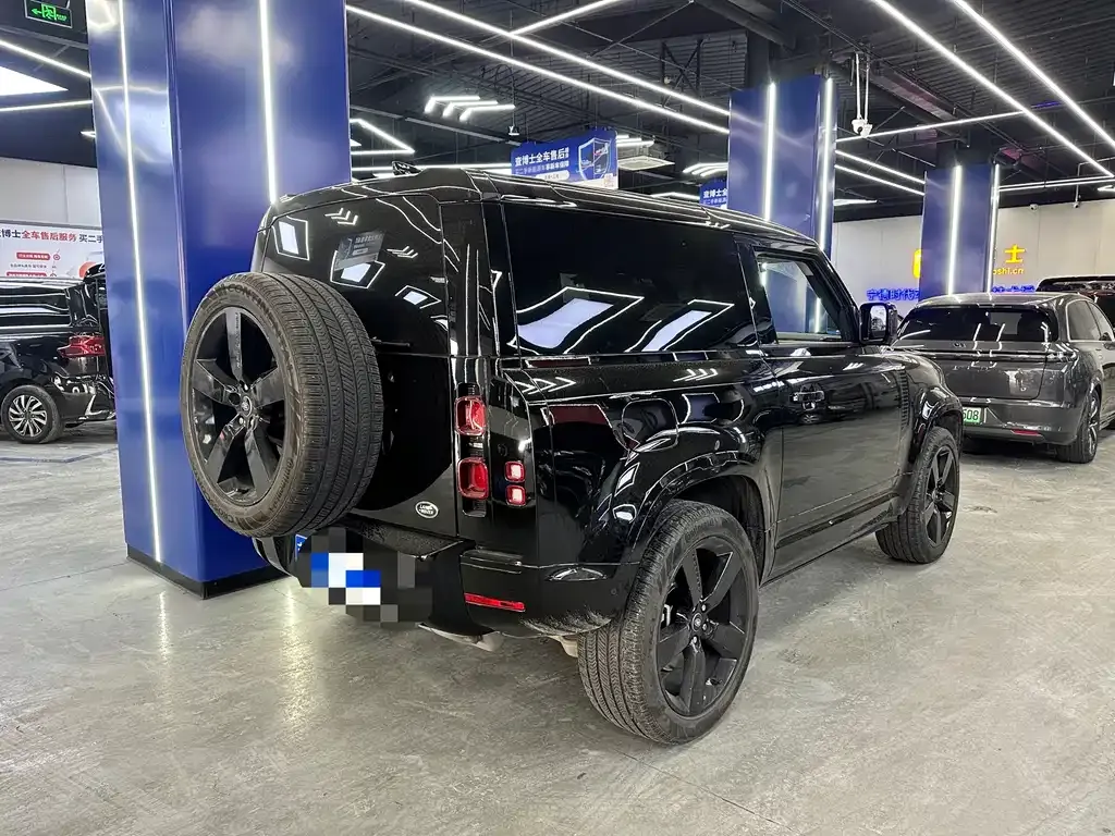 Land Rover Defender — фото 5